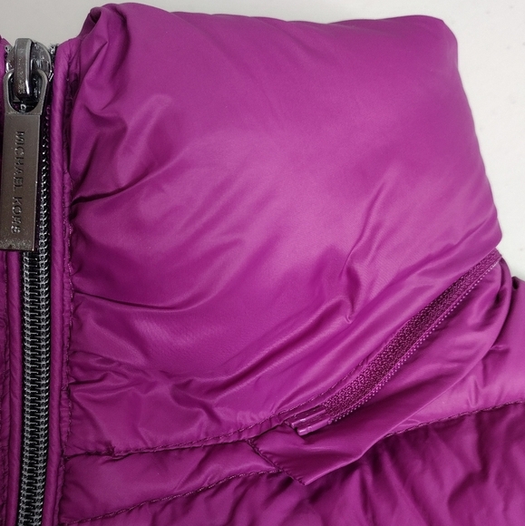 Michael Michael Kors Women's Ultra Light Weight Down Fill Full Zip Puffer Jacket - Picture 15 of 15